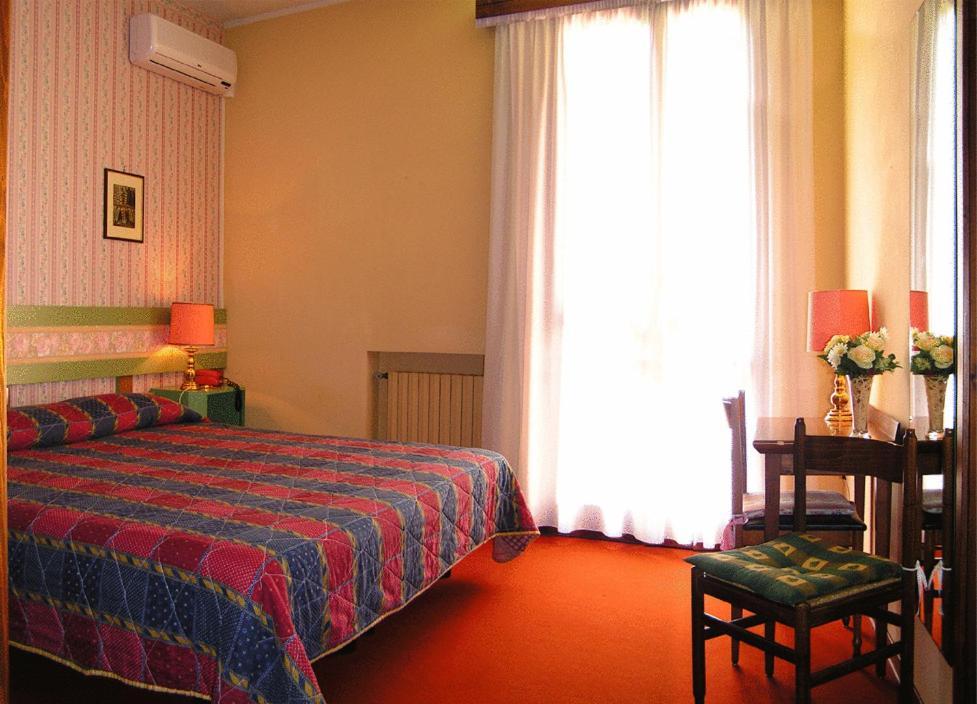 Hotel La Meridiana 브리시그헬라 외부 사진